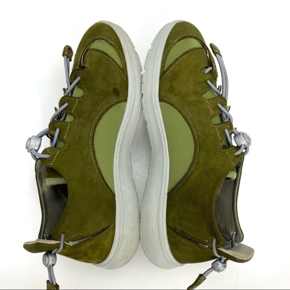 PANDERE Saturday Clinical Professionals Working Shoes in Green Suede - Picture 7 of 12